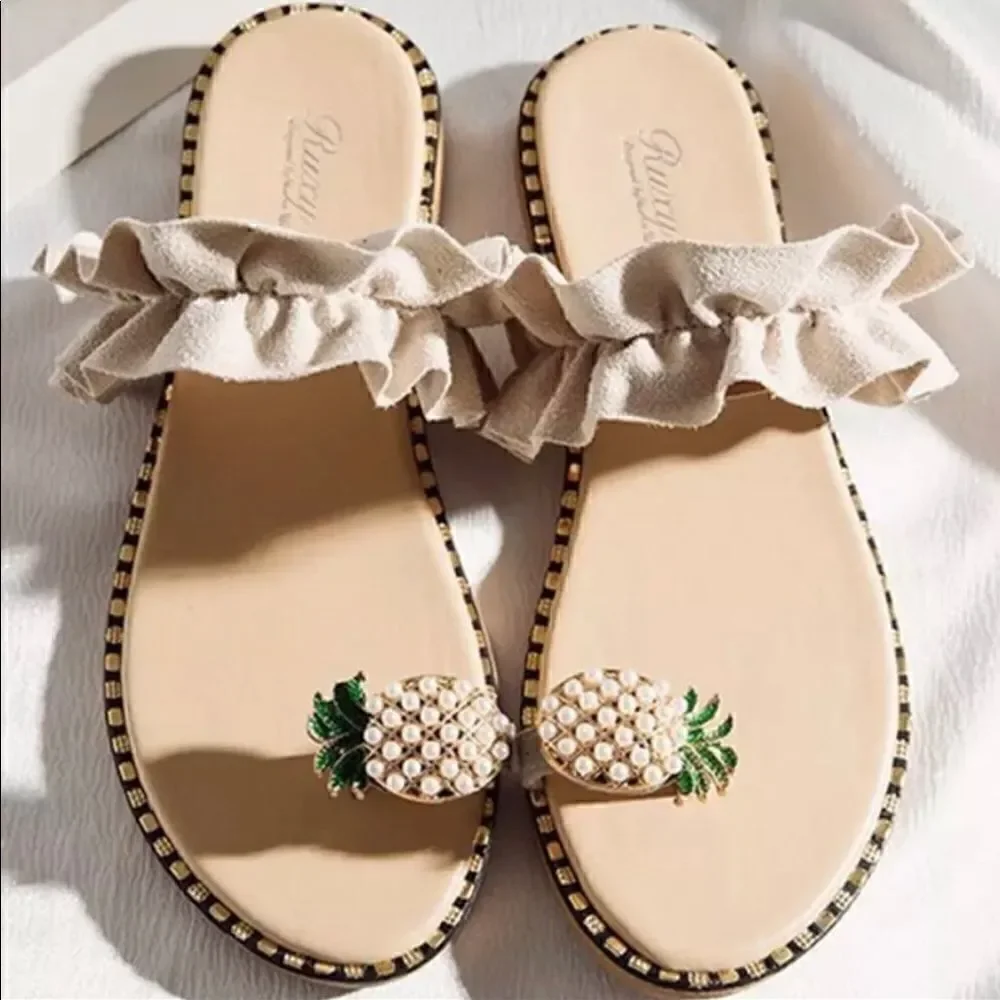 New Never worn pineapple sandals tan in color size 8 runs more like a seven